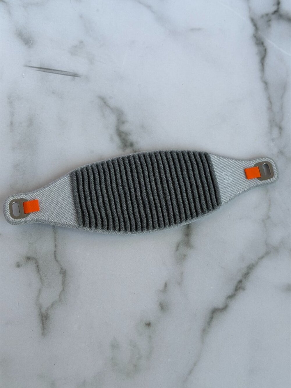 Apple Vision Pro Solo Knit Band Size S Genuine Apple Head Strap Gray